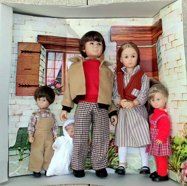 Poupées Famille Bella - Collection