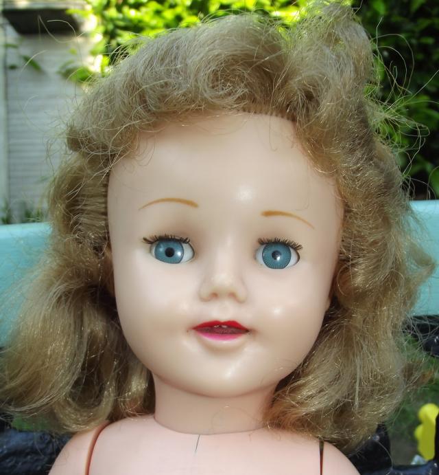 POUPÉE RAYNAL ANCIENNE FLORENCE A FOSSETTES EUR 50,00 - FR POUPÉE RAYNAL ANCIENNE FLORENCE A FOSSETTES EUR 50,00 - FR
