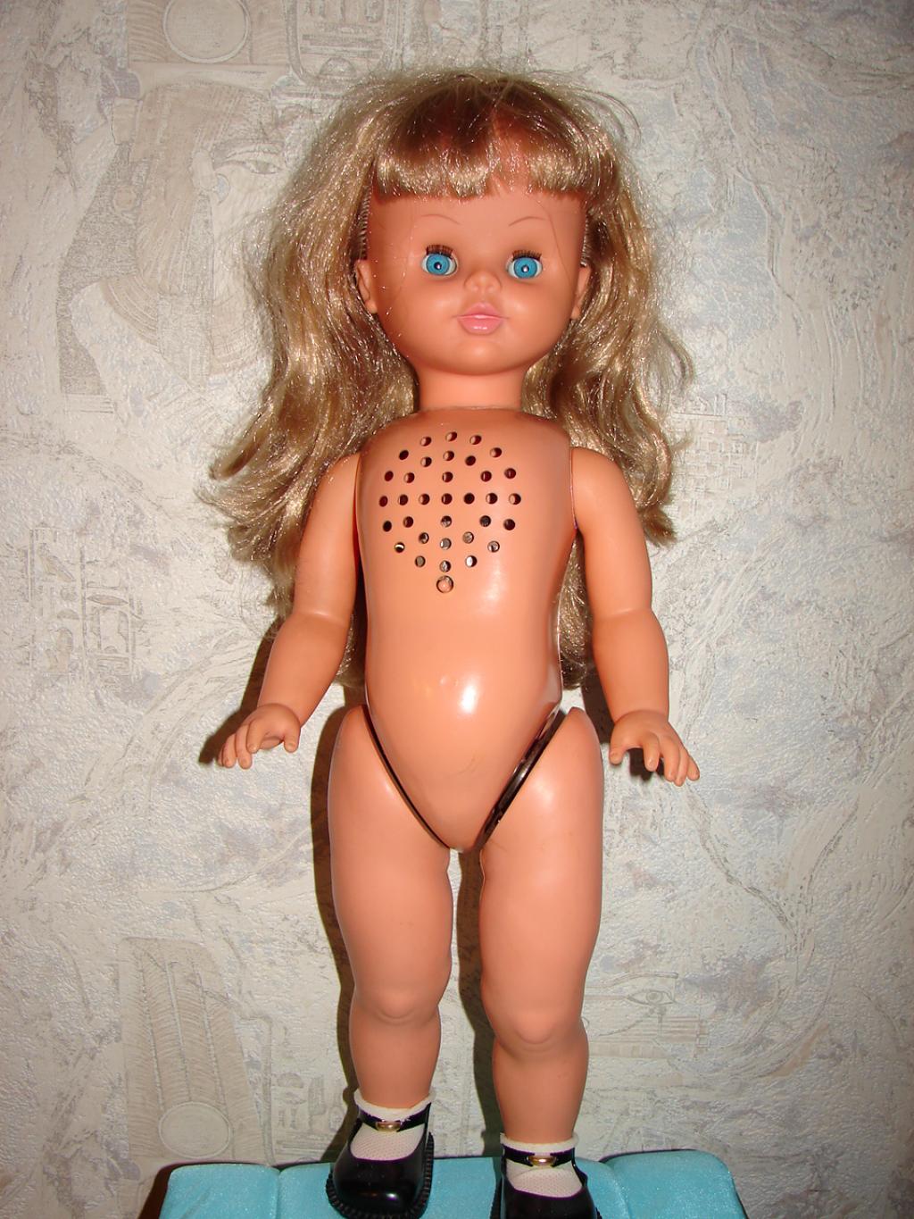 Grande Poupée Bella En Plastique – Vintage Et Sympa !