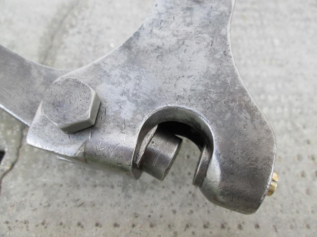 ANCIENNE PINCE A Poser Les Plombs -Ptt - EUR 15,00 - FR